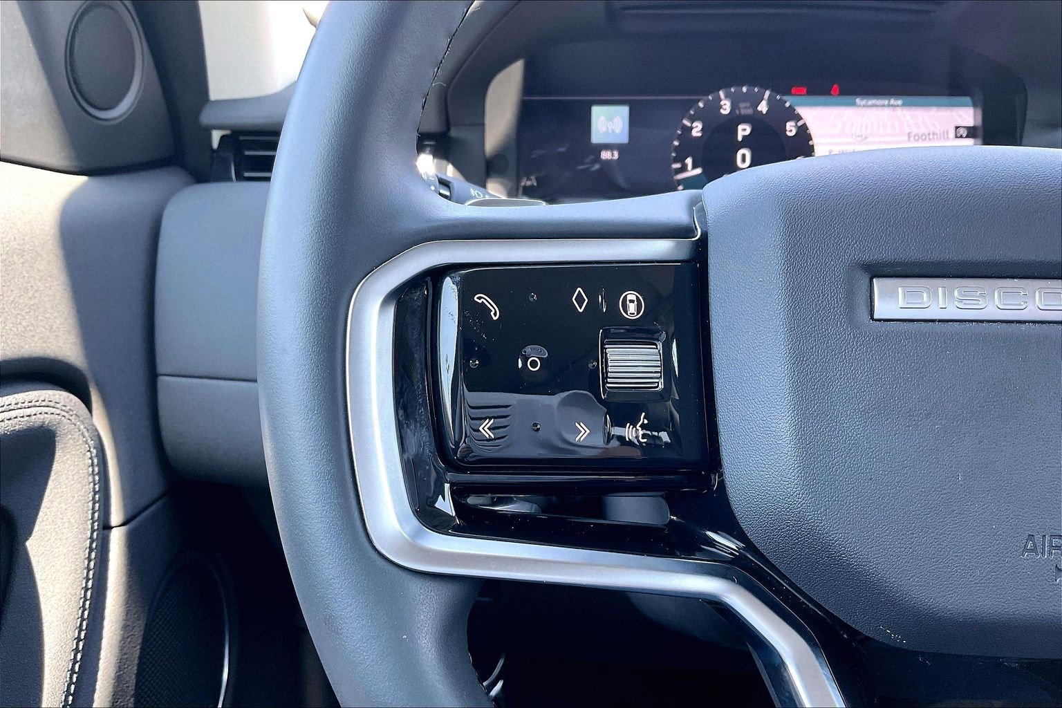 Certified 2025 Land Rover Discovery Sport S AWD/4WD image 22