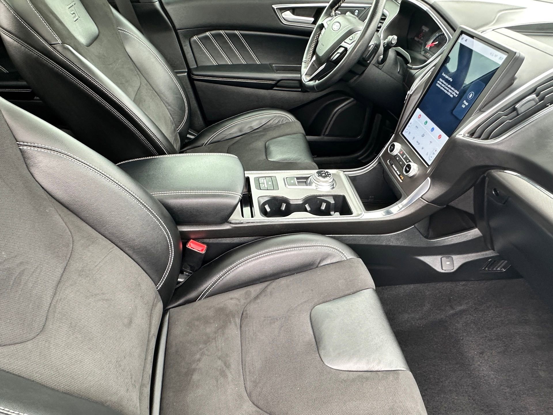 Used 2021 Ford Edge ST w/ Equipment Group 401A AWD/4WD image 28