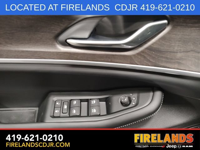New 2026 Jeep Grand Cherokee Altitude AWD/4WD image 10