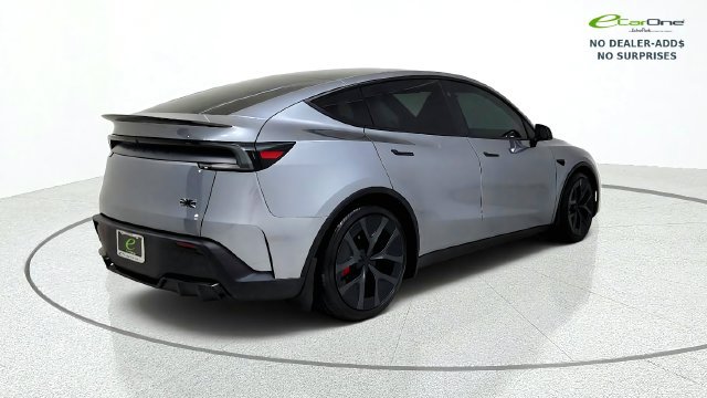 Used 2026 Tesla Model Y Performance AWD/4WD image 8