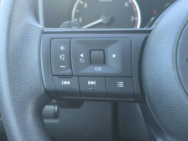 Used 2023 Nissan Rogue SV FWD image 24