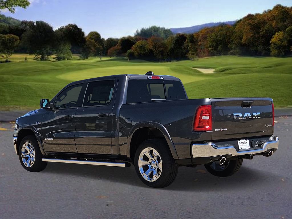 New 2026 RAM 1500 4x4 Crew Cab image 3