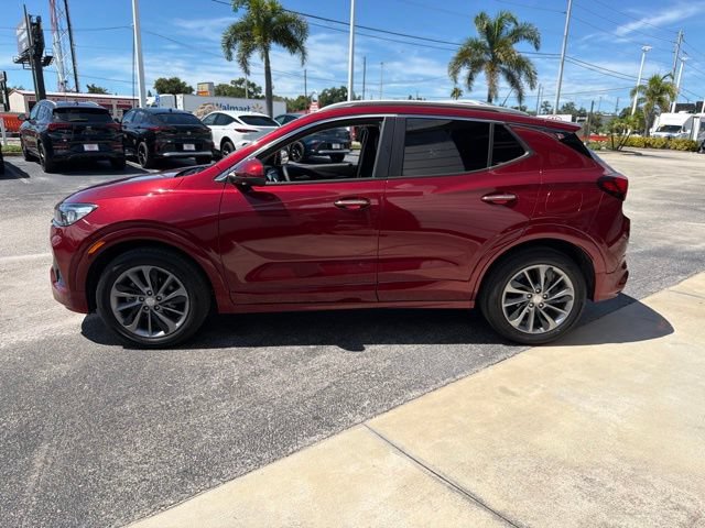 Used 2023 Buick Encore GX Select w/ Sport Touring Package FWD image 5