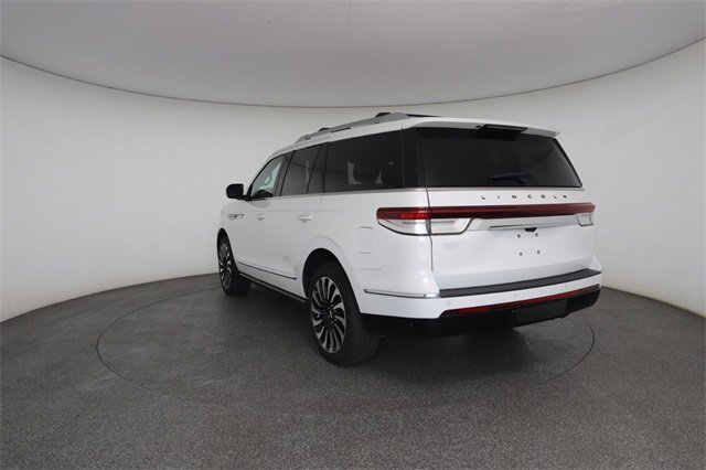 Used 2024 Lincoln Navigator Black Label image 12