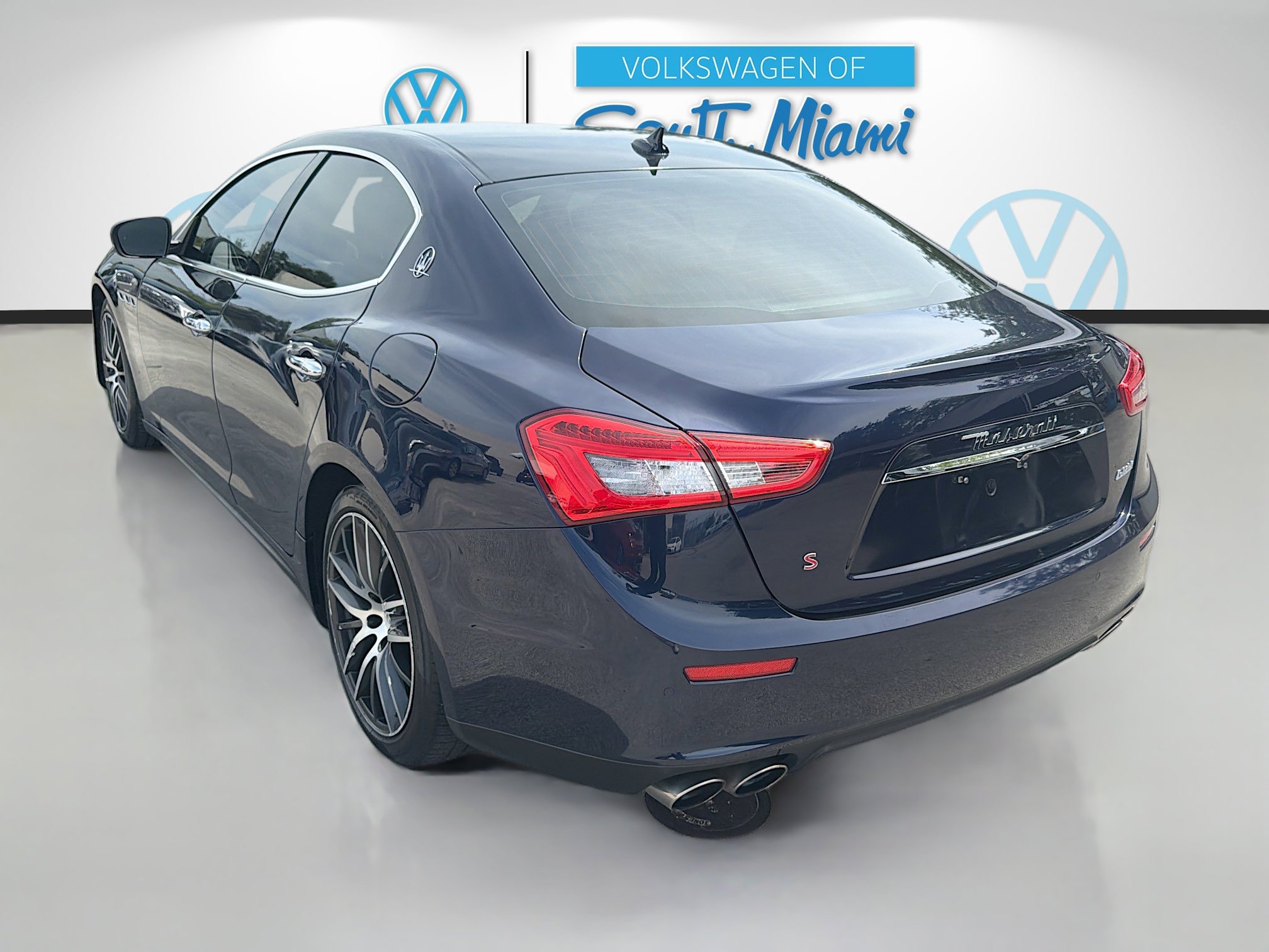 Used 2017 Maserati Ghibli S RWD image 5
