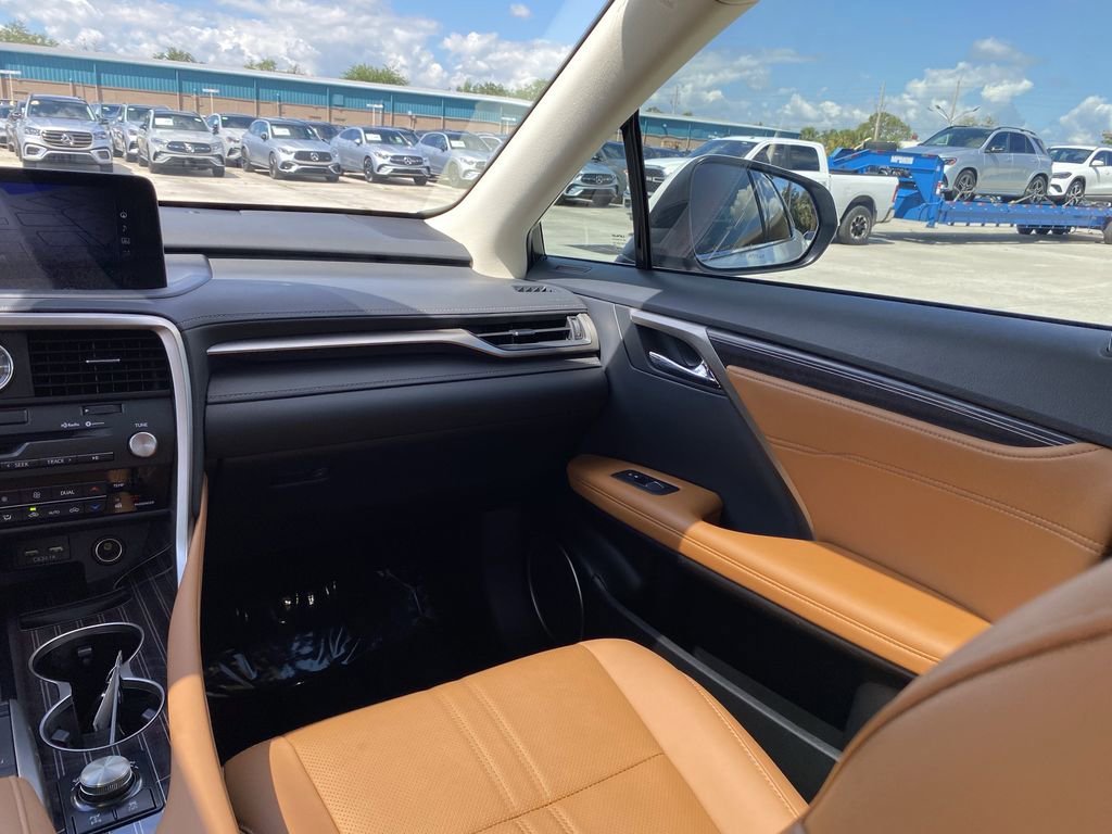 Used 2022 Lexus RX 350 AWD w/ Luxury Package image 4