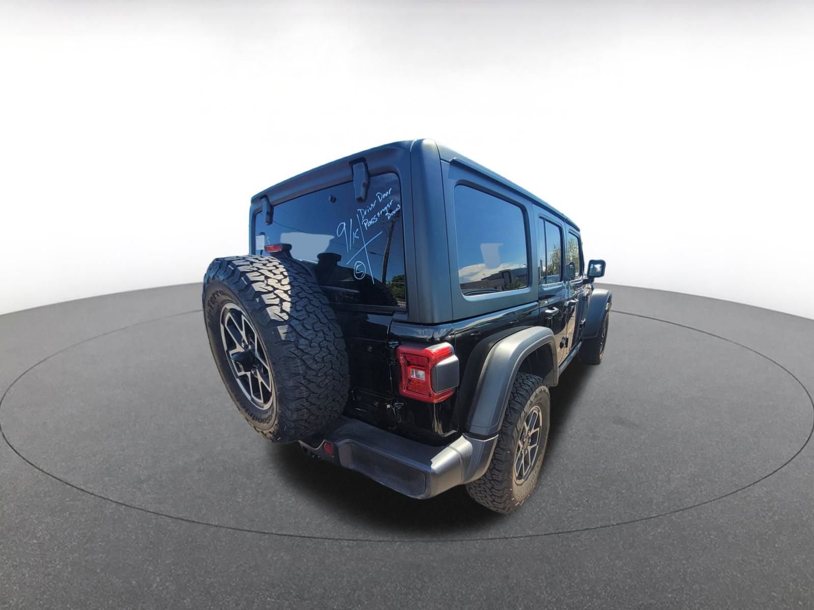 Used 2025 Jeep Wrangler Unlimited Rubicon image 6