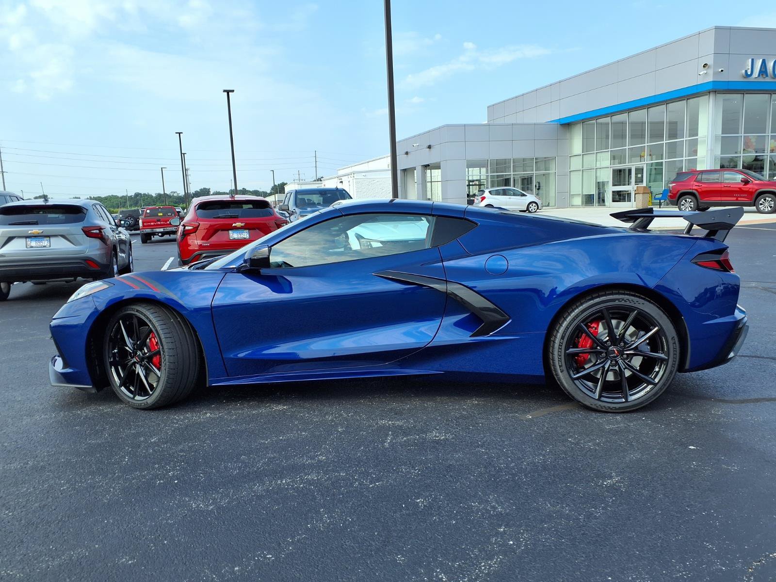 New 2027 Chevrolet Corvette Stingray Coupe w/ Z51 Performance Package RWD image 29