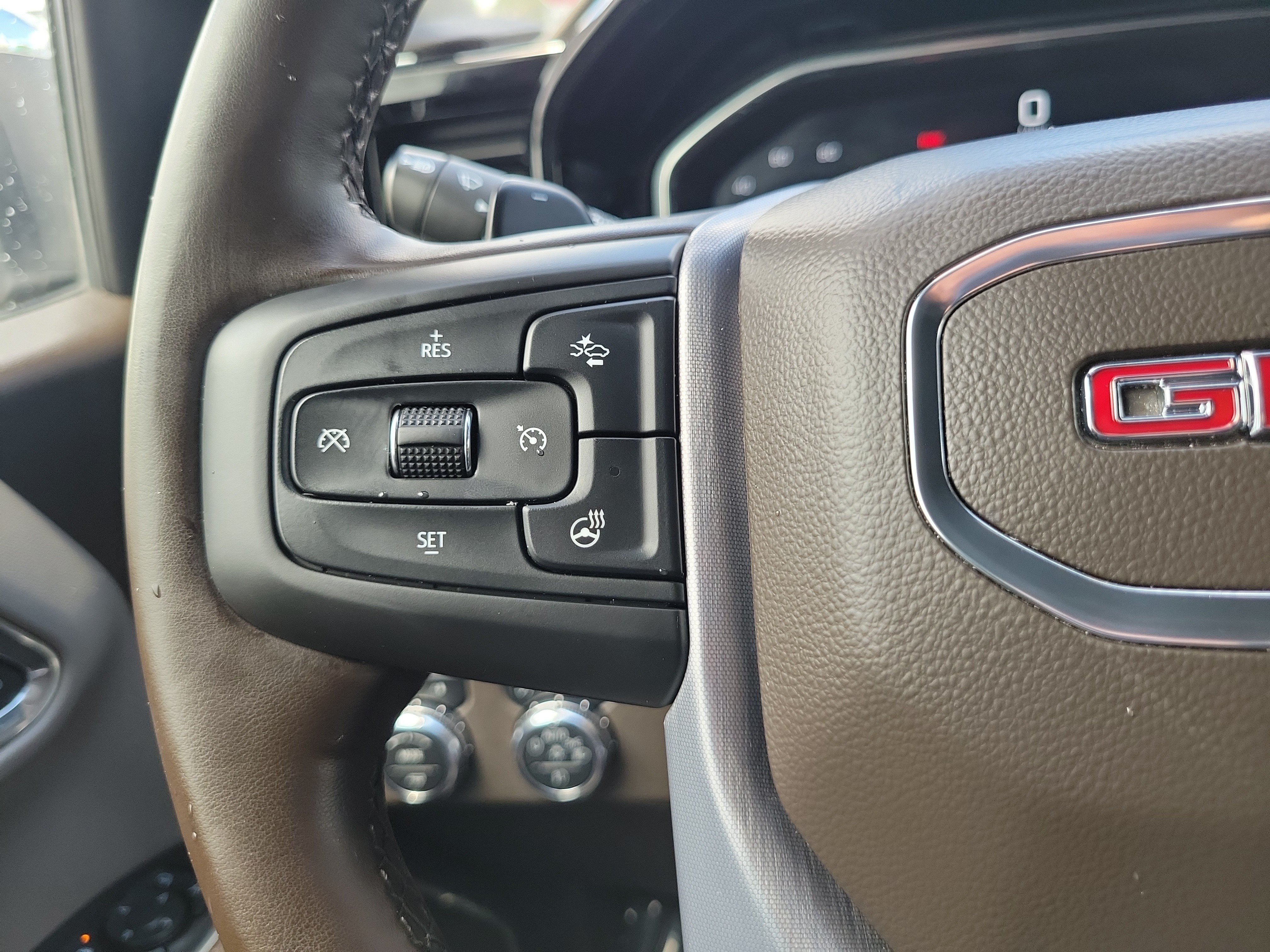 Used 2023 GMC Sierra 1500 SLT w/ SLT Premium Package AWD/4WD image 17