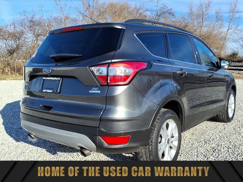 Used 2018 Ford Escape SE image 9