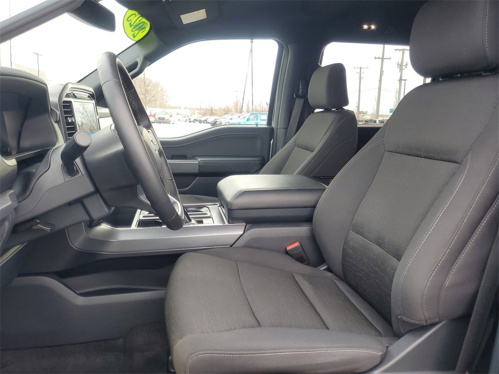 Used 2025 Ford F150 XLT w/ Equipment Group 302A MID image 9