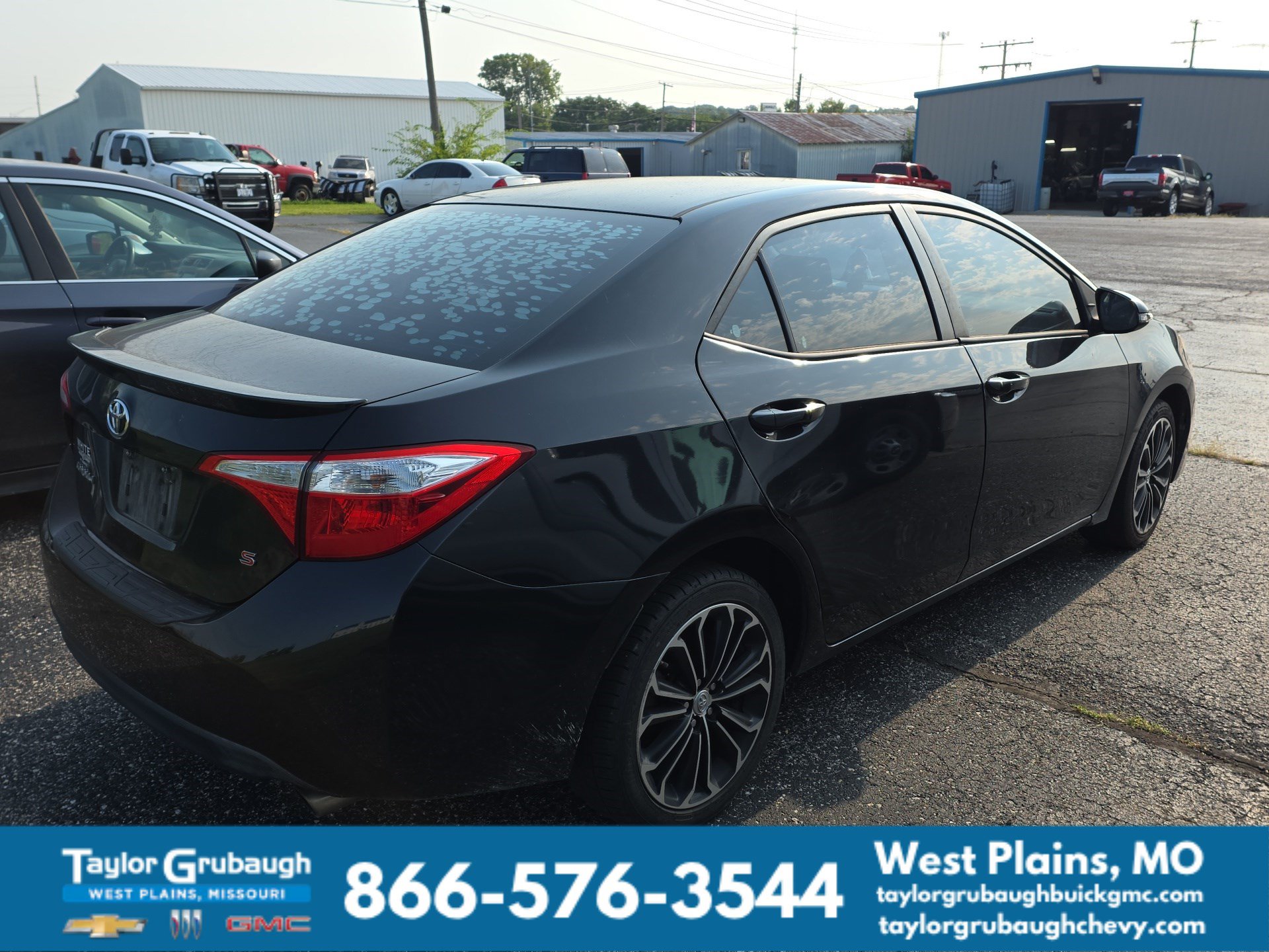 Used 2015 Toyota Corolla S FWD image 6