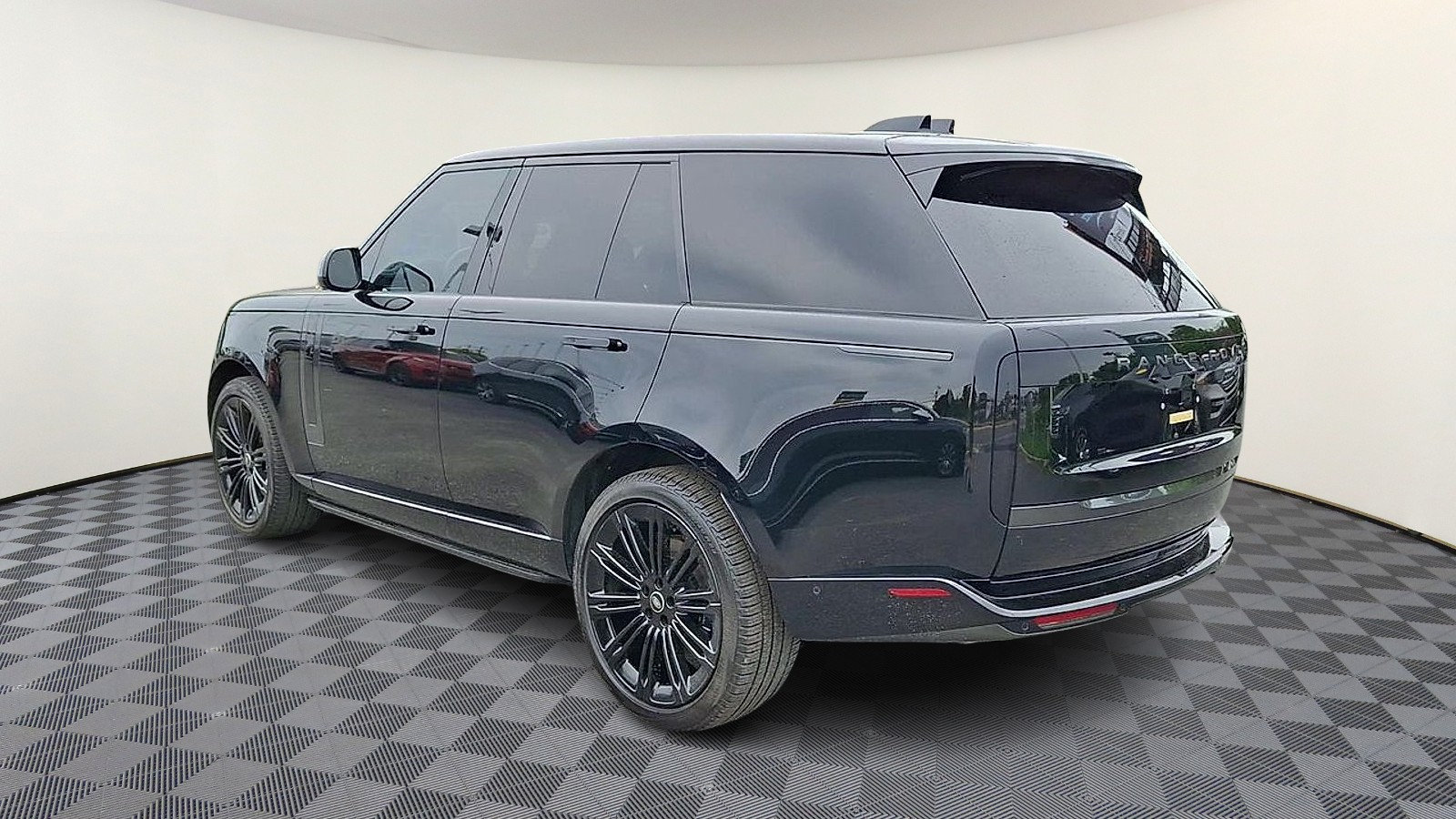 Certified 2025 Land Rover Range Rover SE AWD/4WD image 6