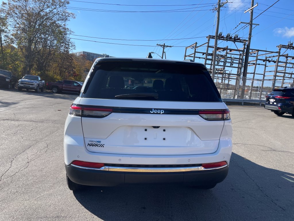 Used 2022 Jeep Grand Cherokee Limited 4xe AWD/4WD image 4