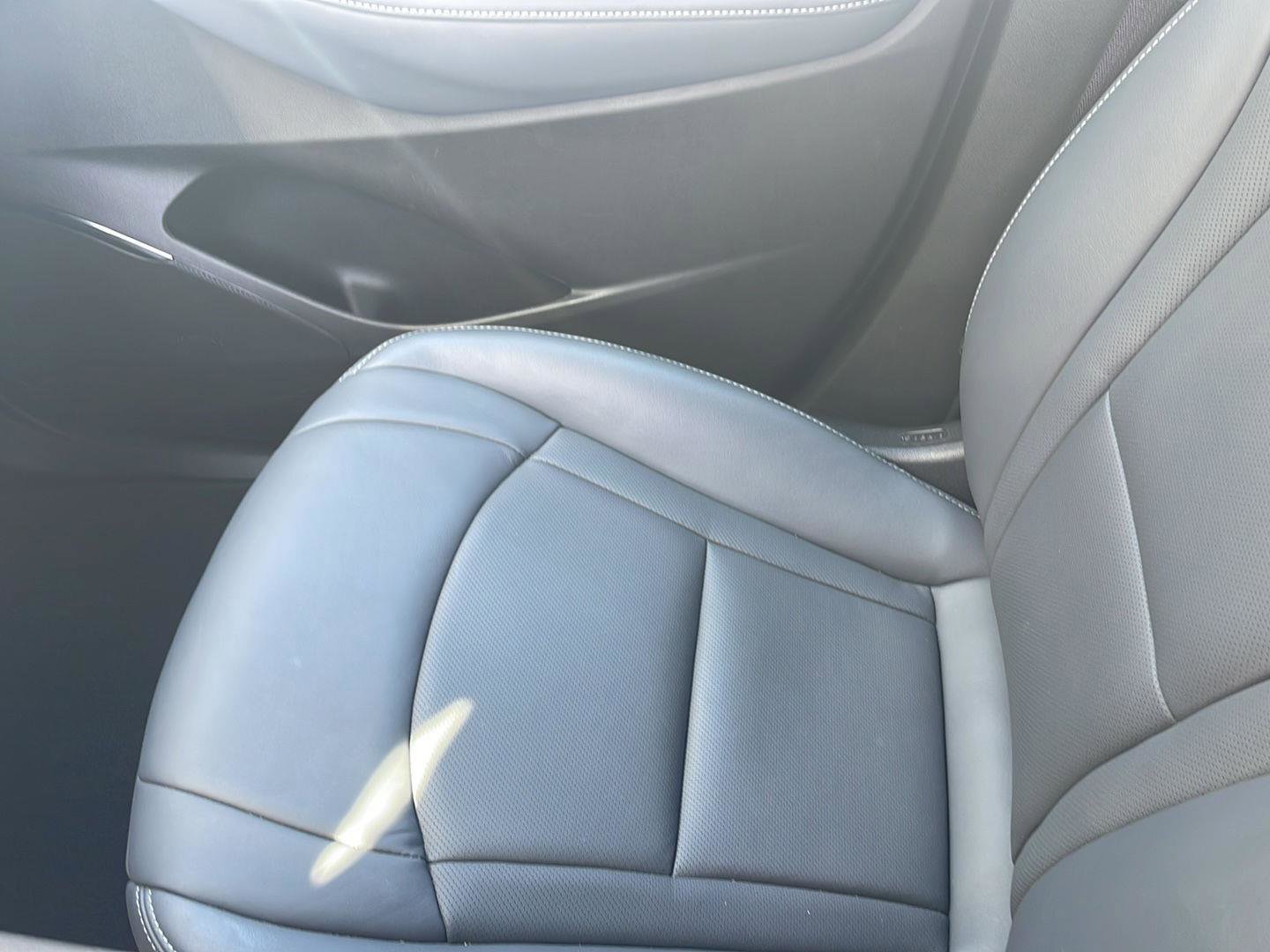 Used 2024 Buick Enclave Essence FWD image 14