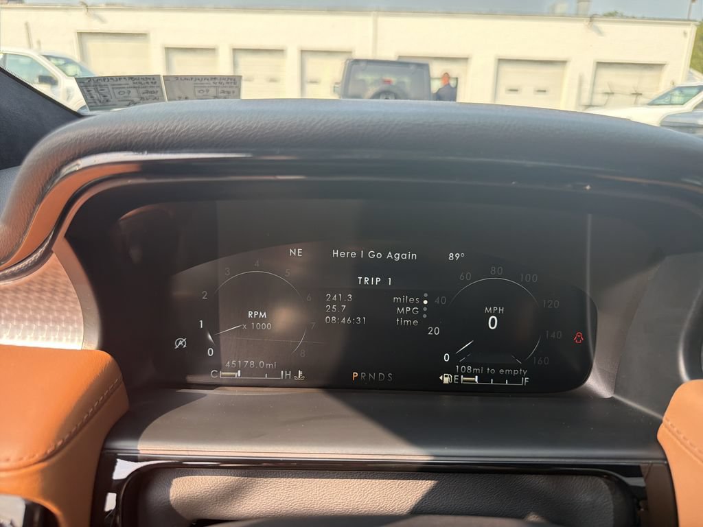 Certified 2023 Lincoln Nautilus Black Label w/ Class II Trailer Tow Package AWD/4WD image 23