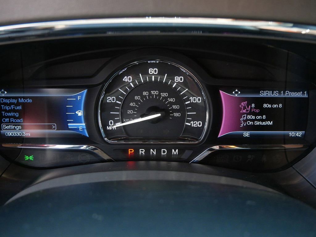 Used 2016 Lincoln Navigator Select AWD/4WD image 24