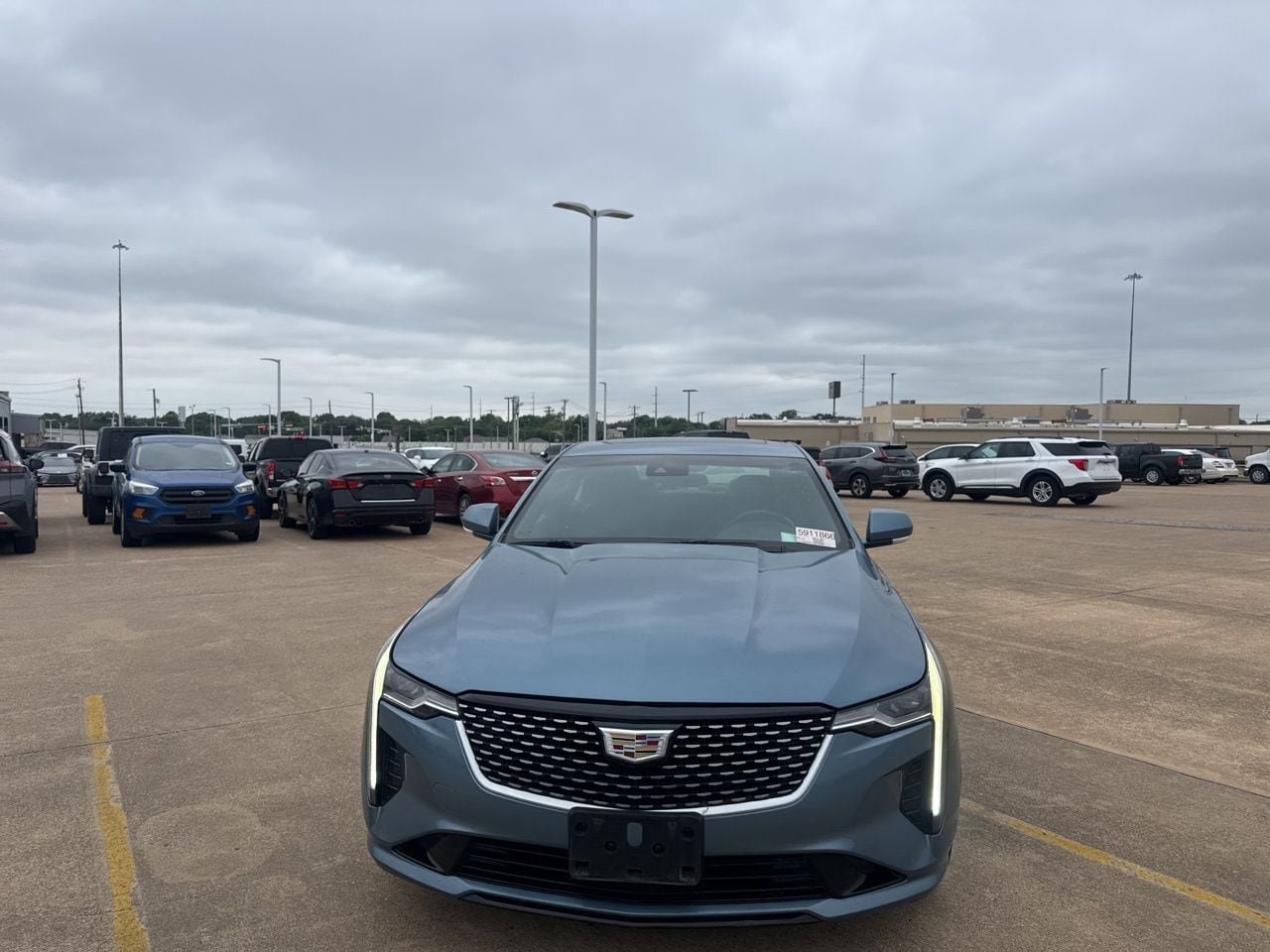 Used 2023 Cadillac CT4 Luxury w/ Sun And Sound Package RWD image 4