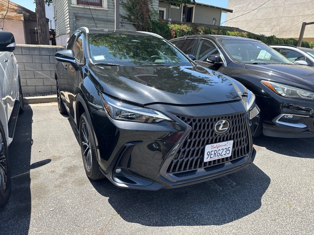Used 2023 Lexus NX 250 FWD w/ Cold Area Package image 9