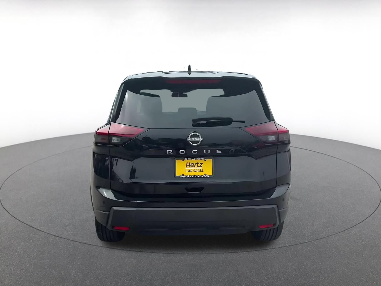 Used 2025 Nissan Rogue SV FWD image 12