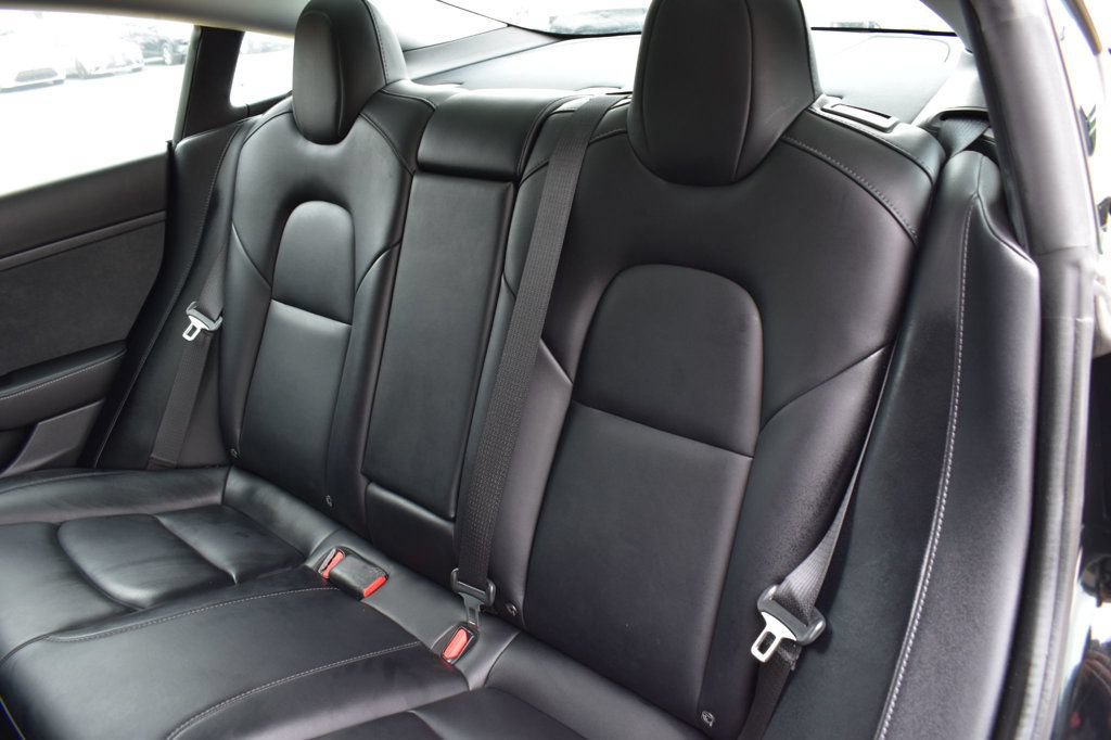 Used 2021 Tesla Model 3 Standard Range Plus RWD image 19