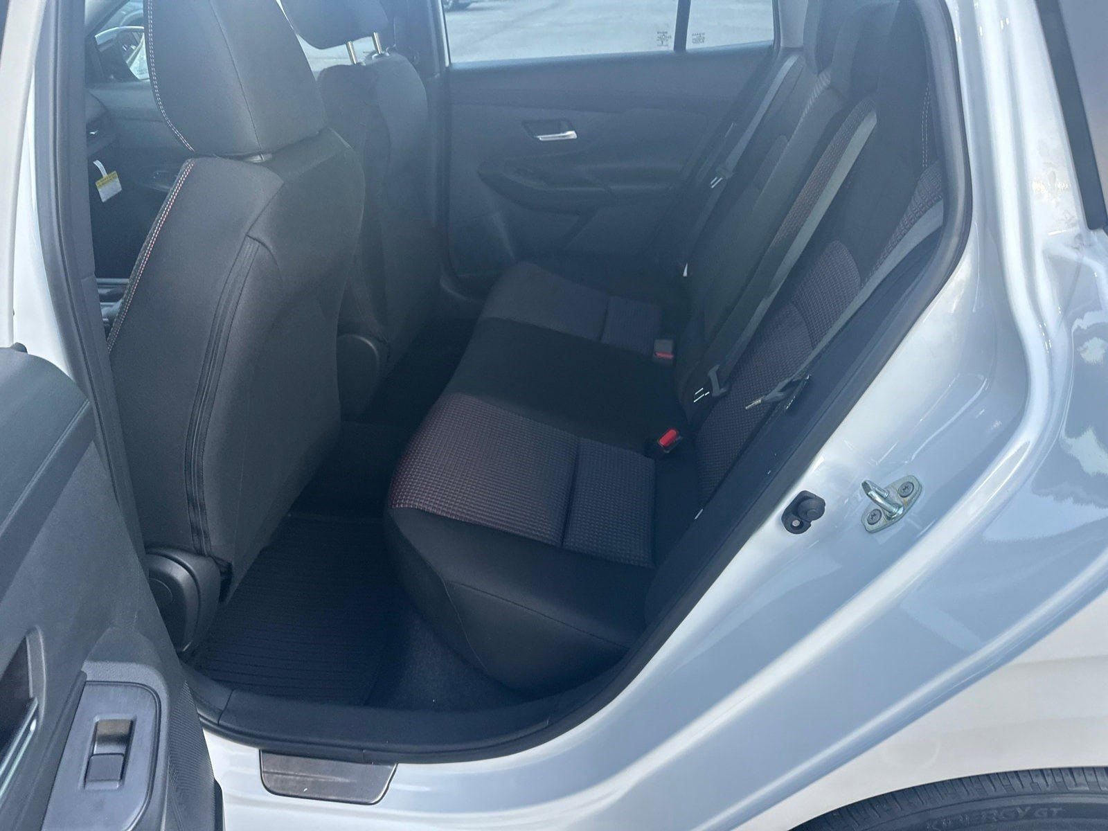 New 2026 Nissan Sentra SR w/ Floor Mat Package FWD image 20