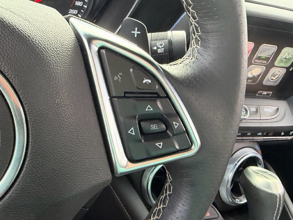 Used 2017 Chevrolet Camaro SS RWD image 16