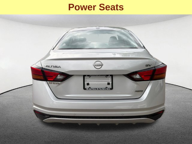 Used 2024 Nissan Altima 2.5 SV AWD/4WD image 10
