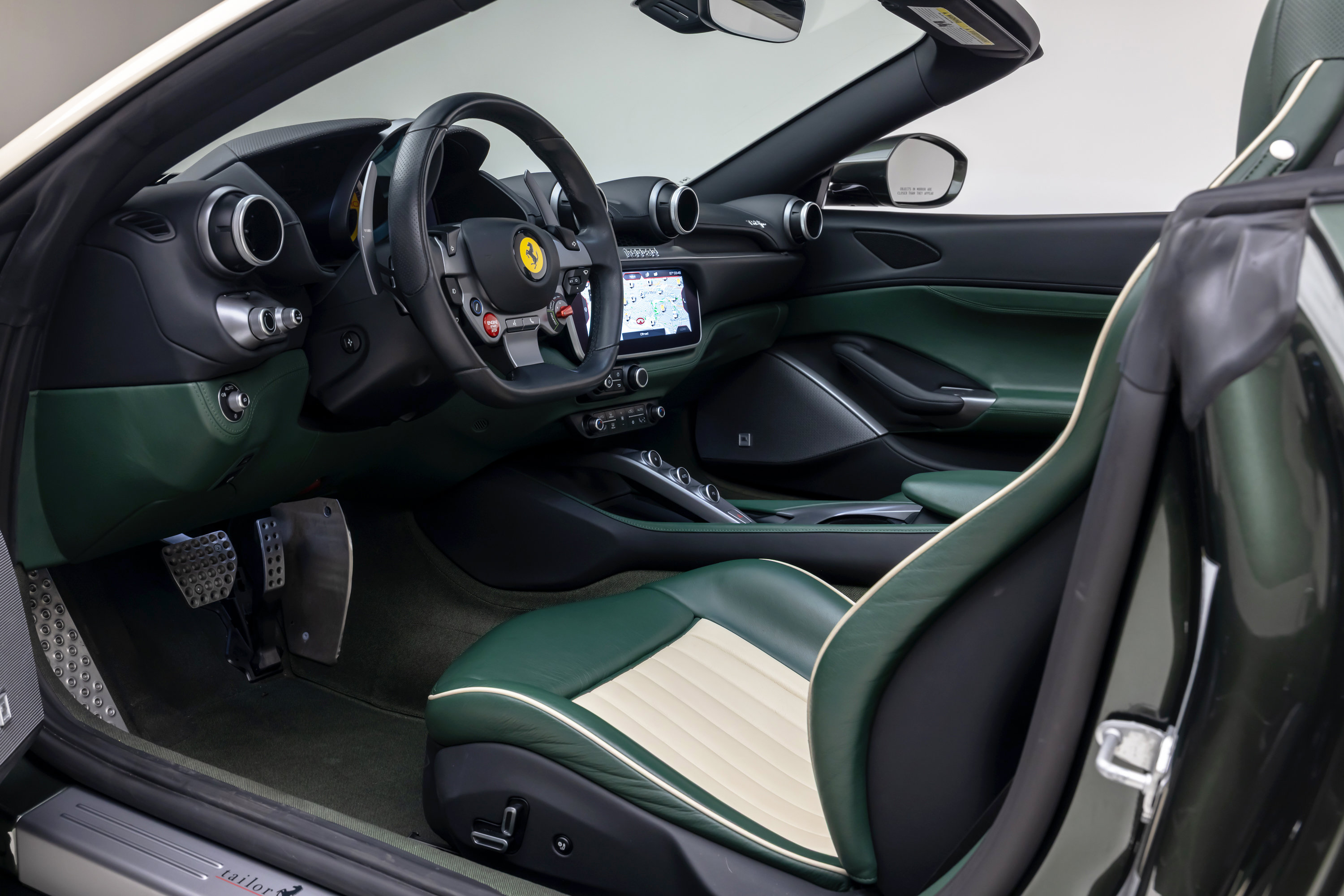 Certified 2019 Ferrari Portofino RWD image 74