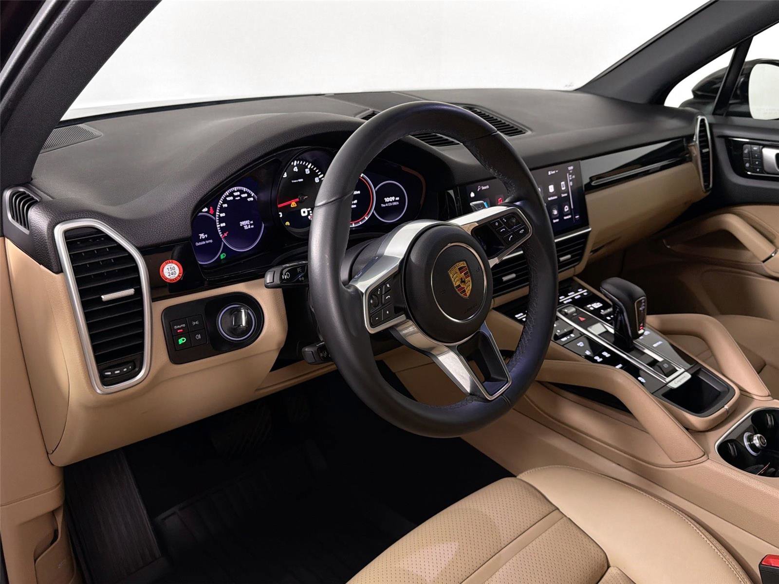 Certified 2022 Porsche Cayenne GTS AWD/4WD image 4