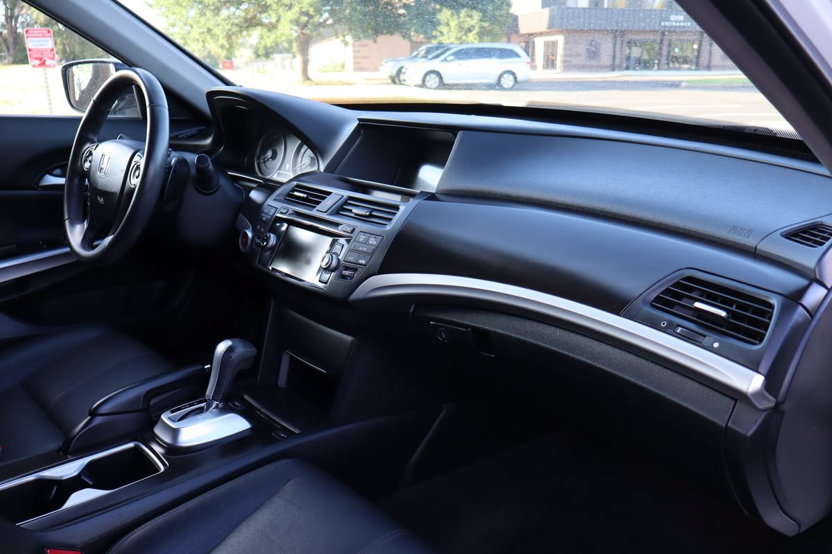 Used 2015 Honda Crosstour EX-L image 17