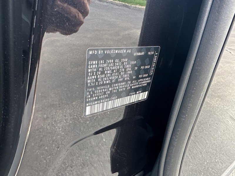 New 2025 Volkswagen ID. Buzz Pro S image 19