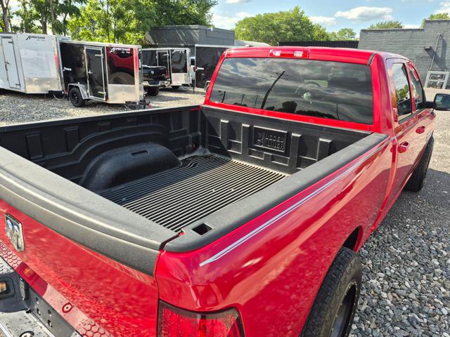 Used 2019 RAM 1500 Classic SLT RWD image 6