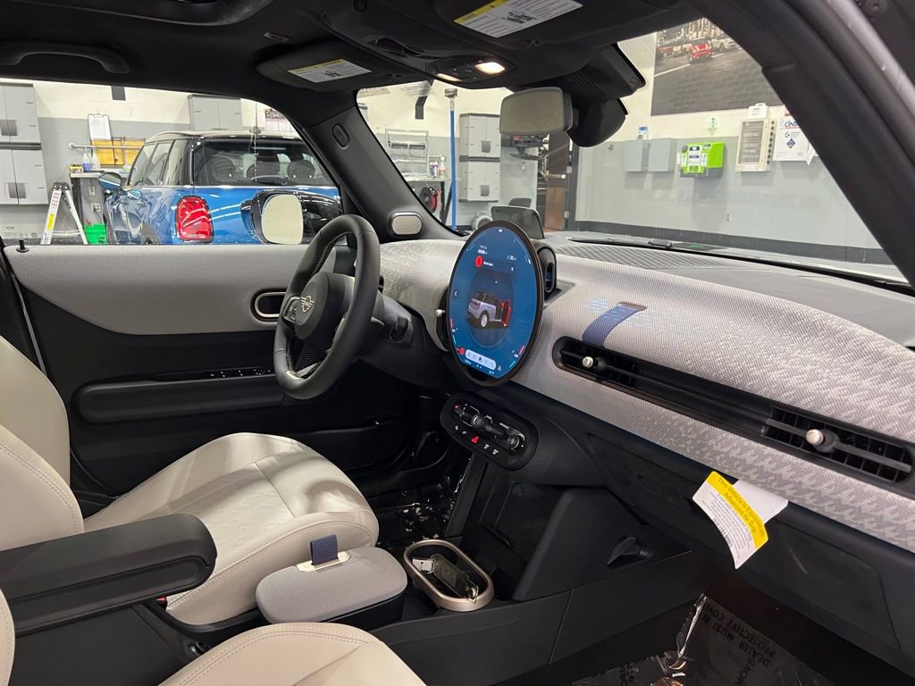 Certified 2025 MINI Cooper S image 29