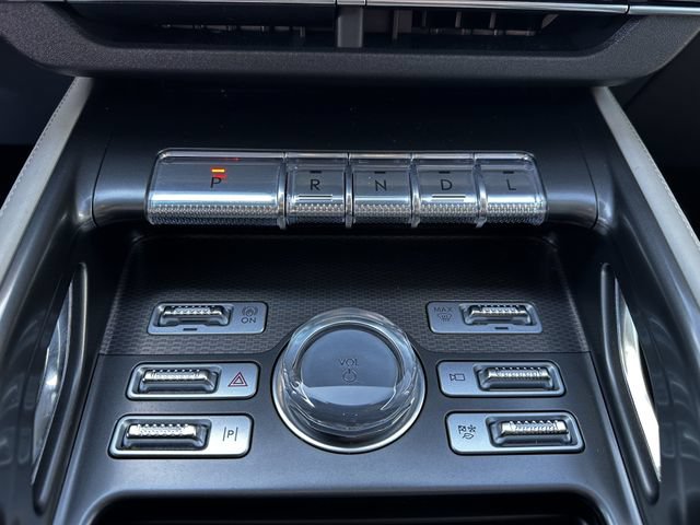 Certified 2024 Lincoln Nautilus Premier AWD/4WD image 24