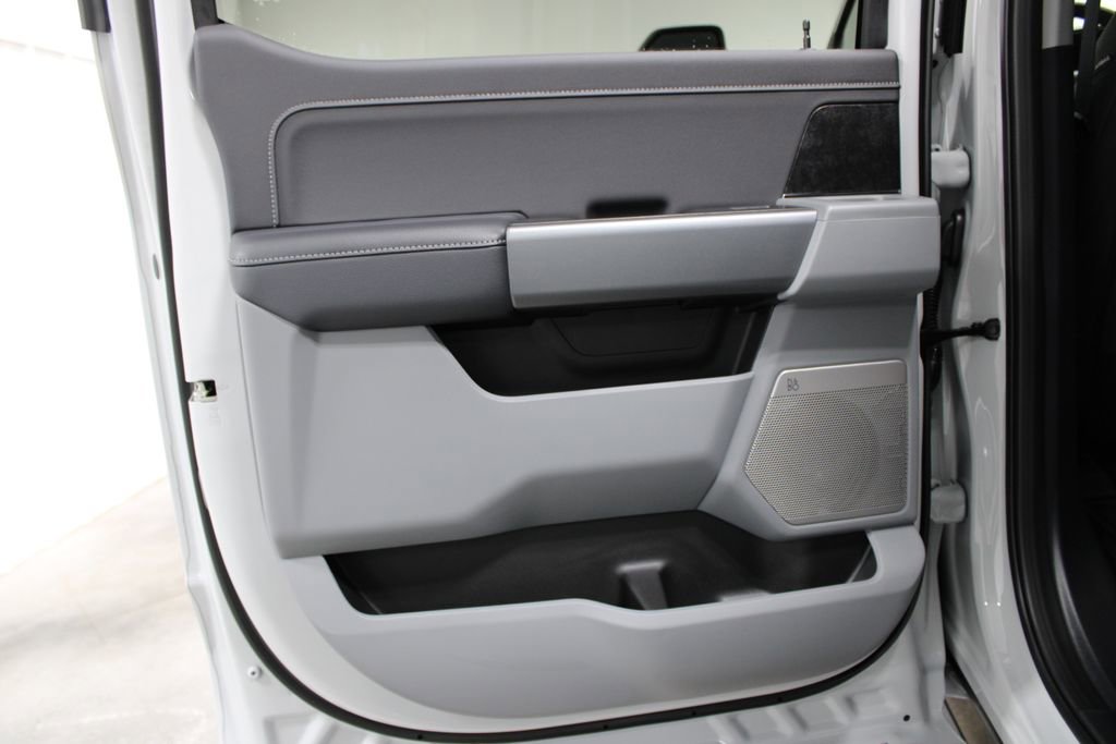 New 2026 Ford F250 XLT w/ XLT Premium Package image 23