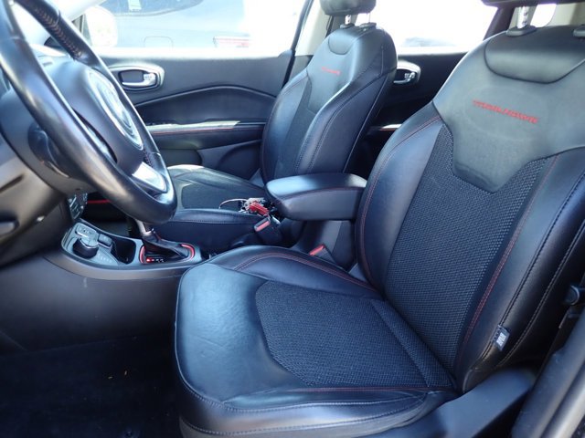 Used 2019 Jeep Compass Trailhawk AWD/4WD image 10