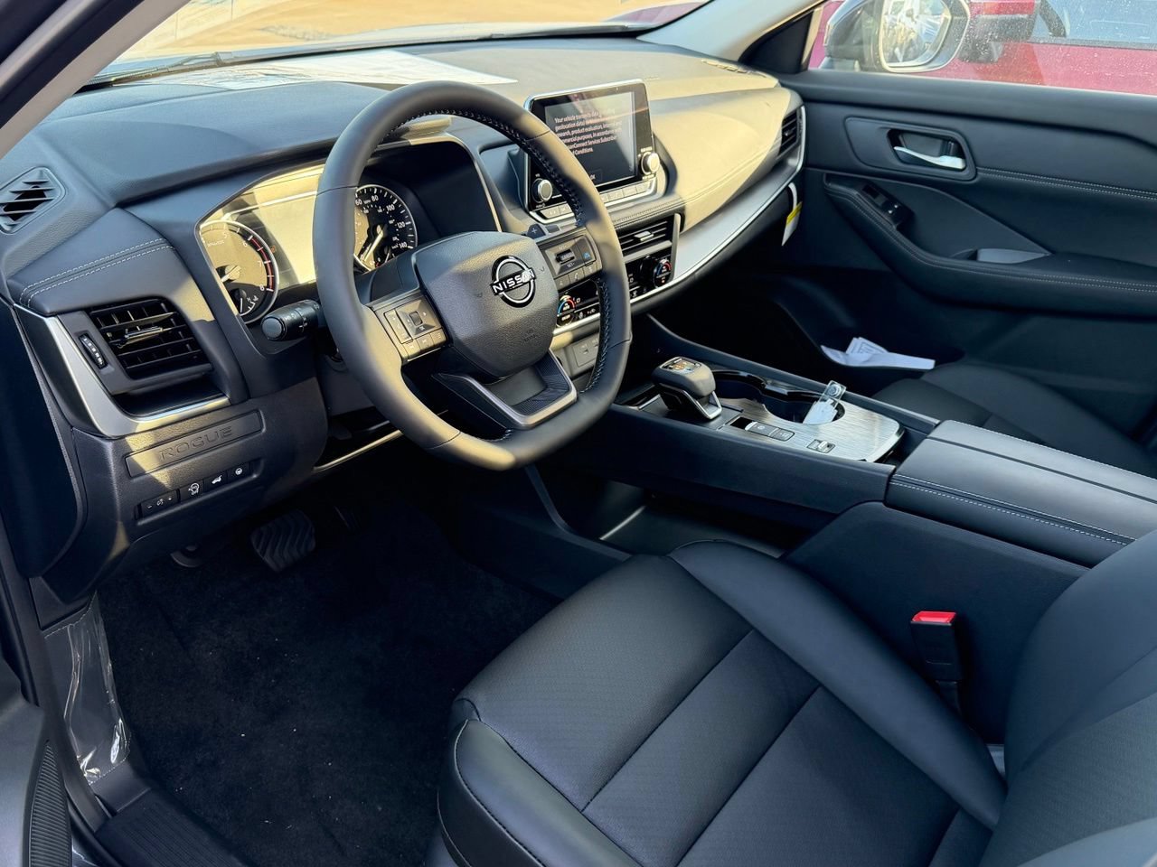New 2026 Nissan Rogue Dark Armor FWD image 12
