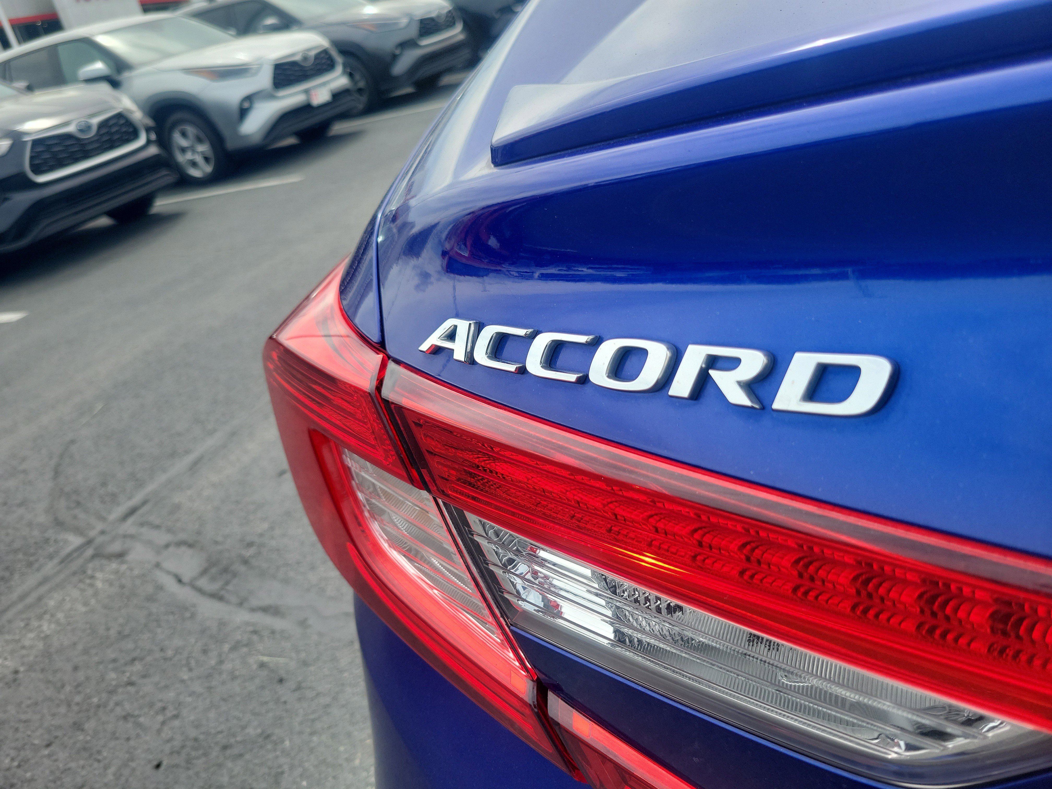 Used 2020 Honda Accord Sport image 8
