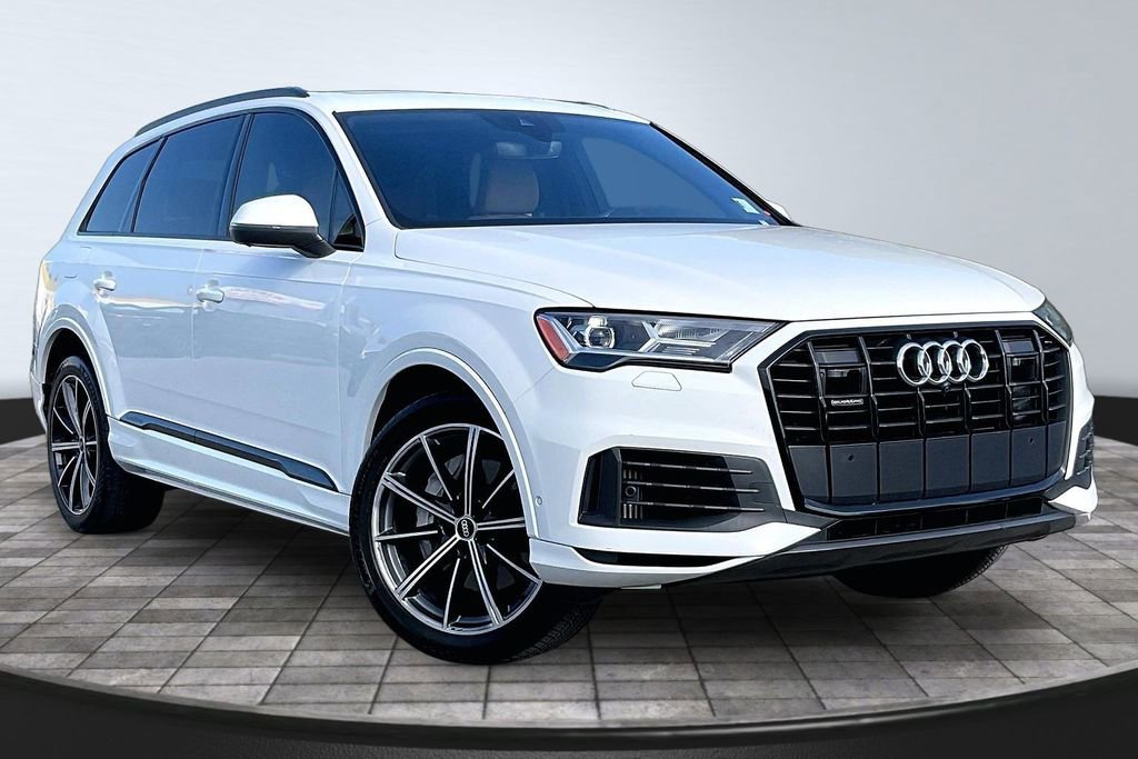 Used 2021 Audi Q7 3.0T Premium Plus w/ Executive Package AWD/4WD image 12