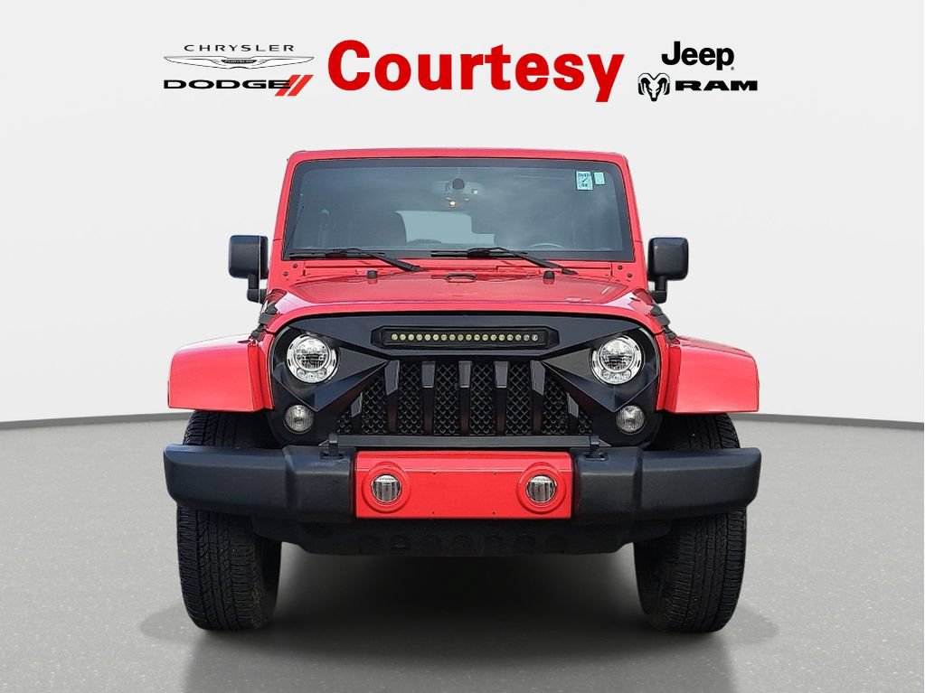 Used 2017 Jeep Wrangler Unlimited Sahara AWD/4WD image 9