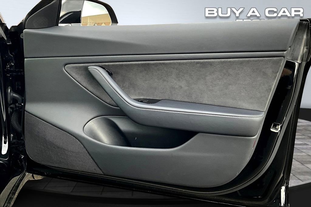 Used 2018 Tesla Model 3 Long Range image 24