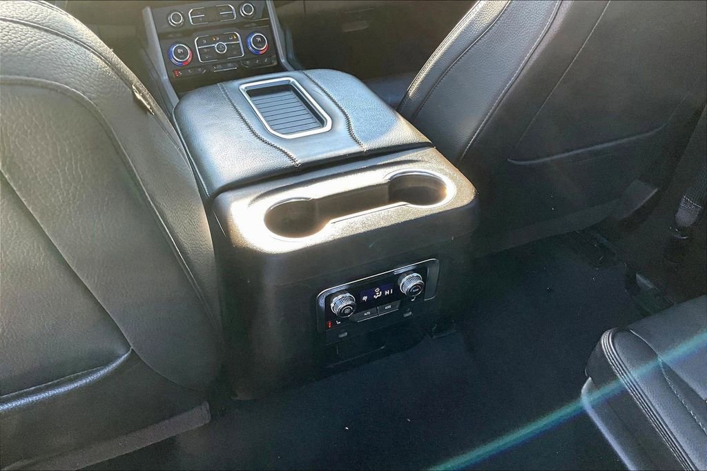 Used 2021 GMC Yukon Denali w/ Advanced Technology Package AWD/4WD image 10