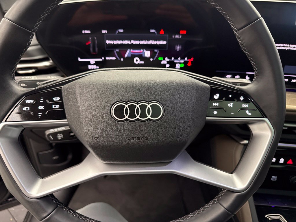 Used 2025 Audi Q5 Premium Plus AWD/4WD image 36