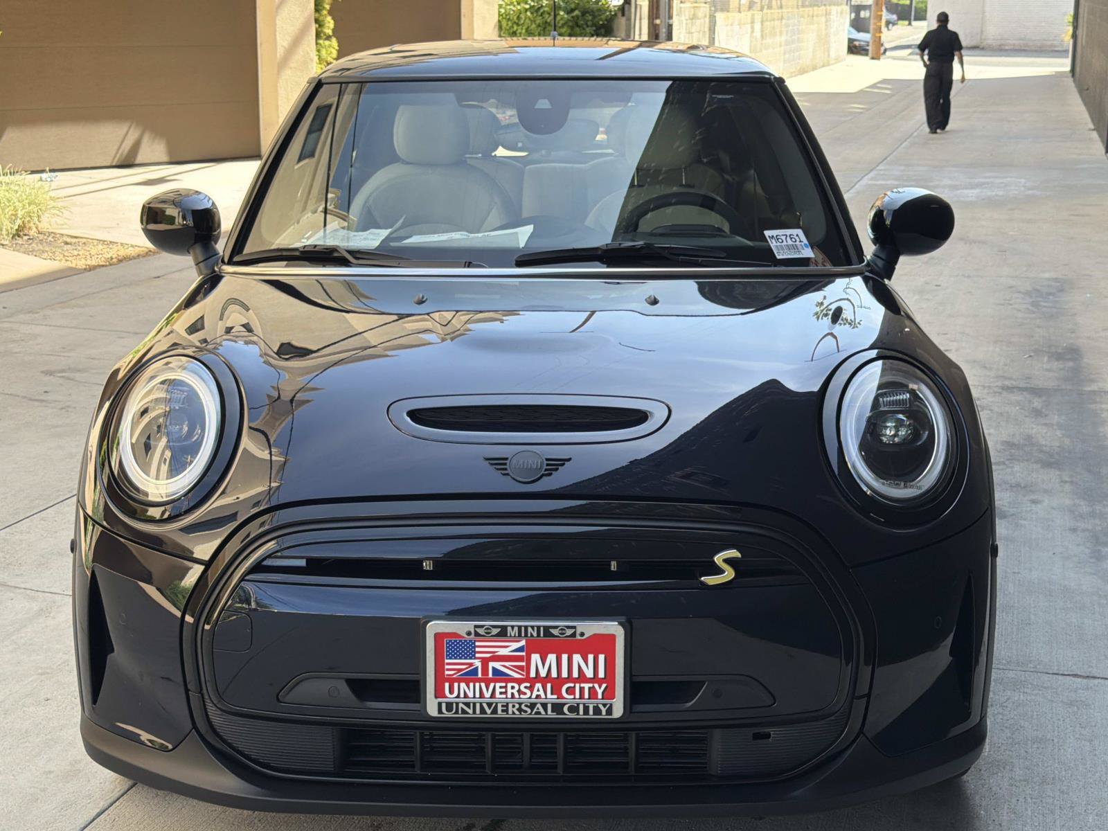 Used 2024 MINI Cooper SE FWD image 3