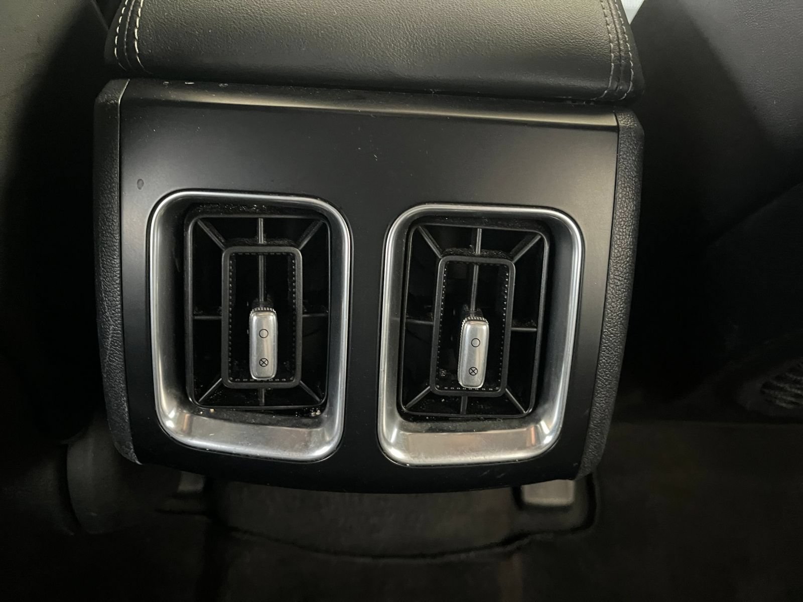 Used 2024 Kia Sorento S FWD image 24