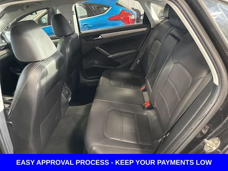 Used 2021 Volkswagen Passat 2.0T SE image 11