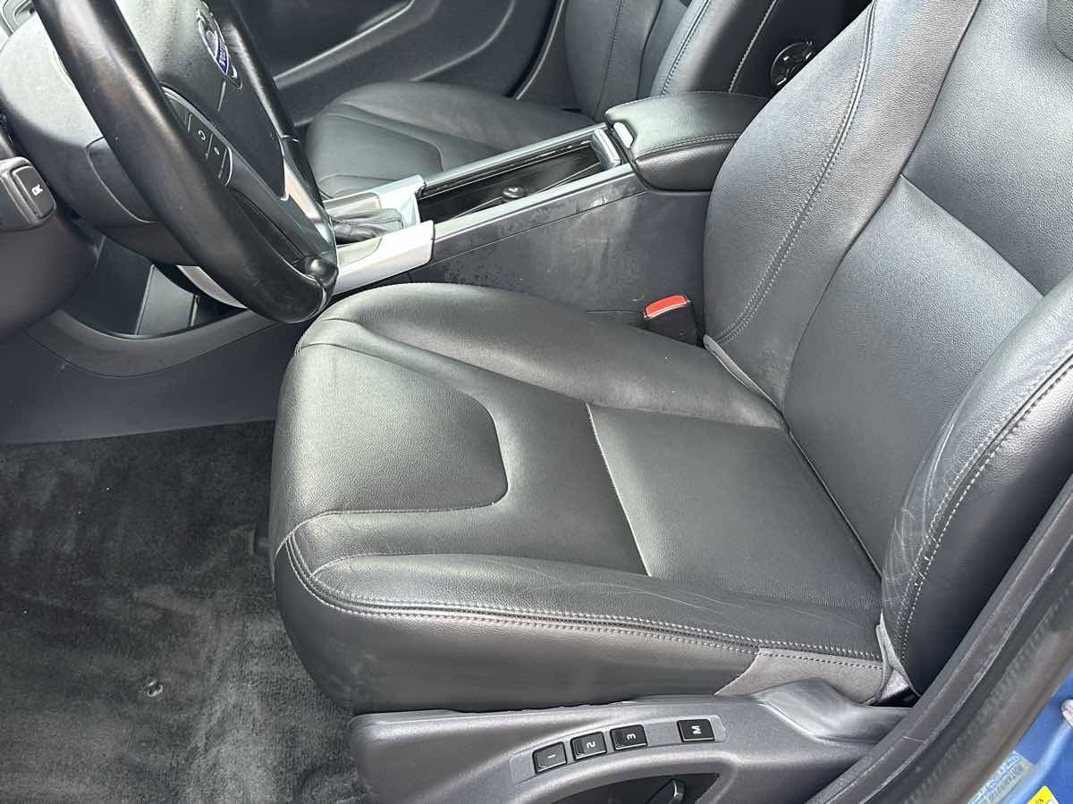 Used 2015 Volvo V60 T5 Premier Plus image 13