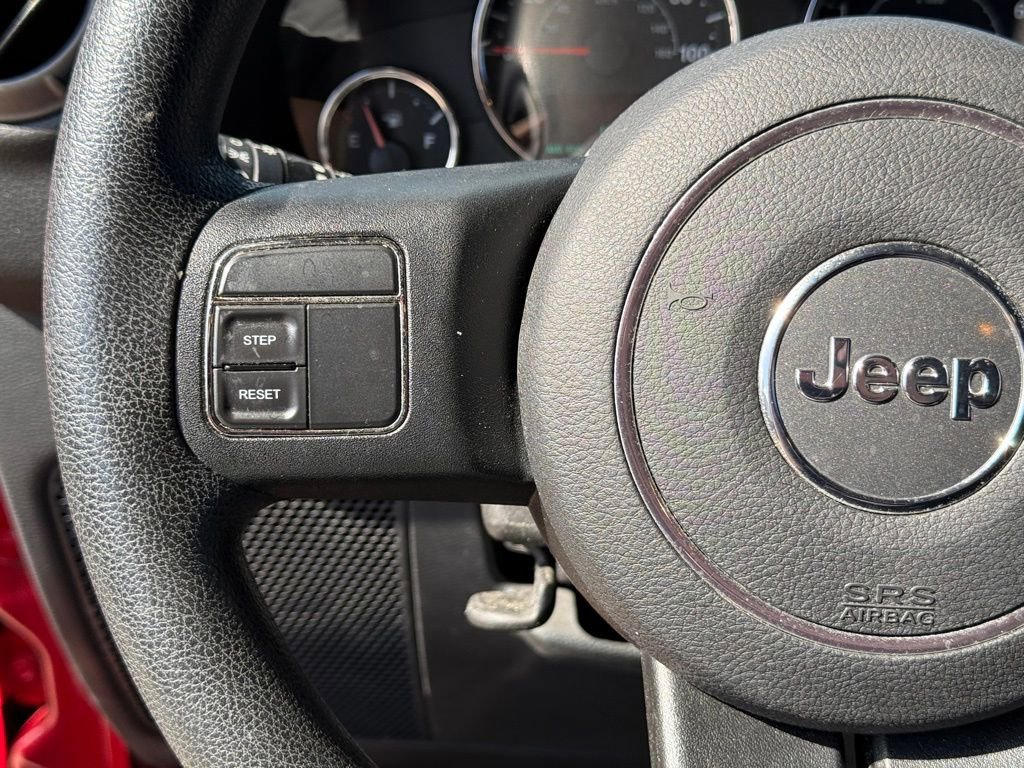 Used 2014 Jeep Wrangler Unlimited Sport image 15