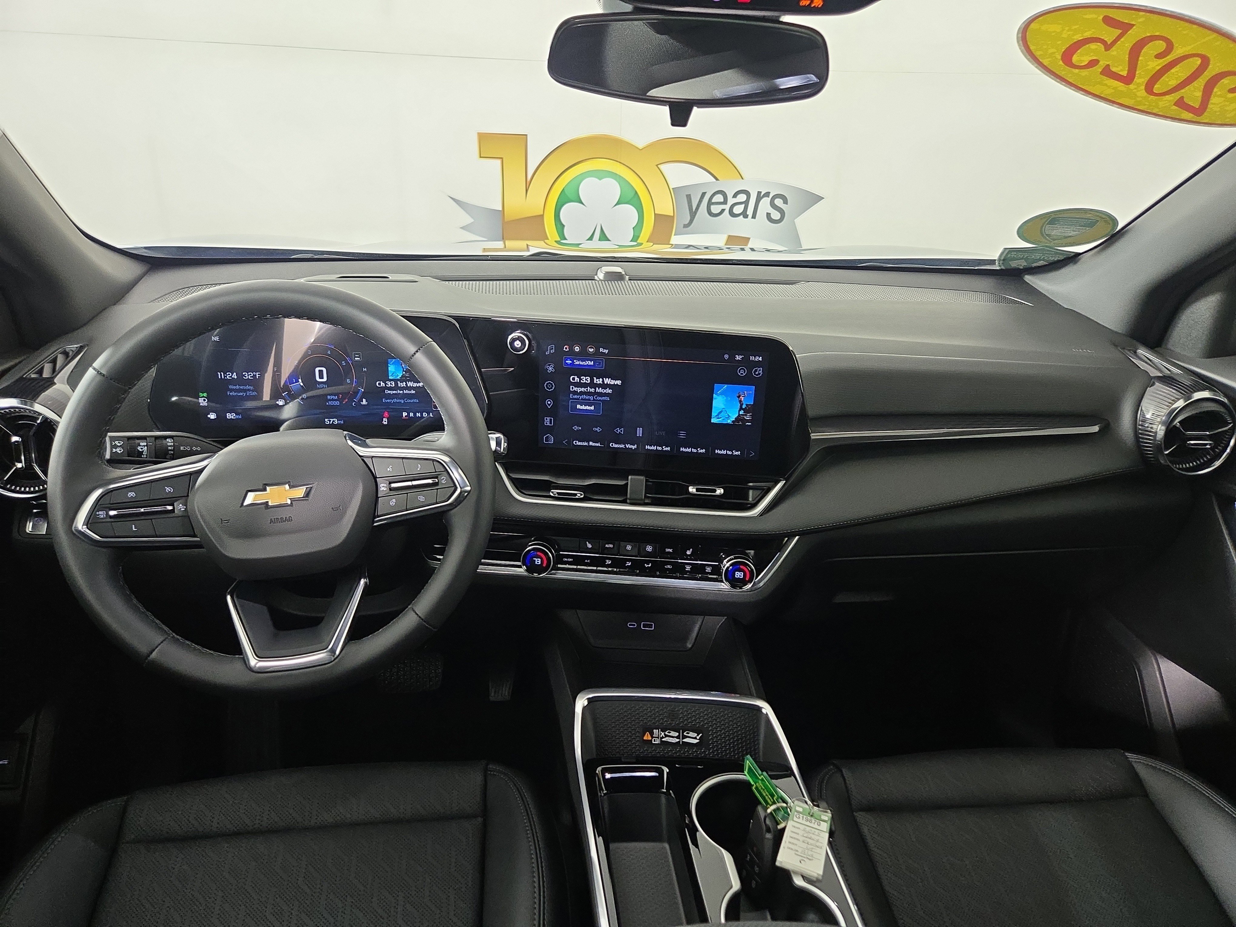 Used 2025 Chevrolet Equinox LT w/ Convenience Package II image 13